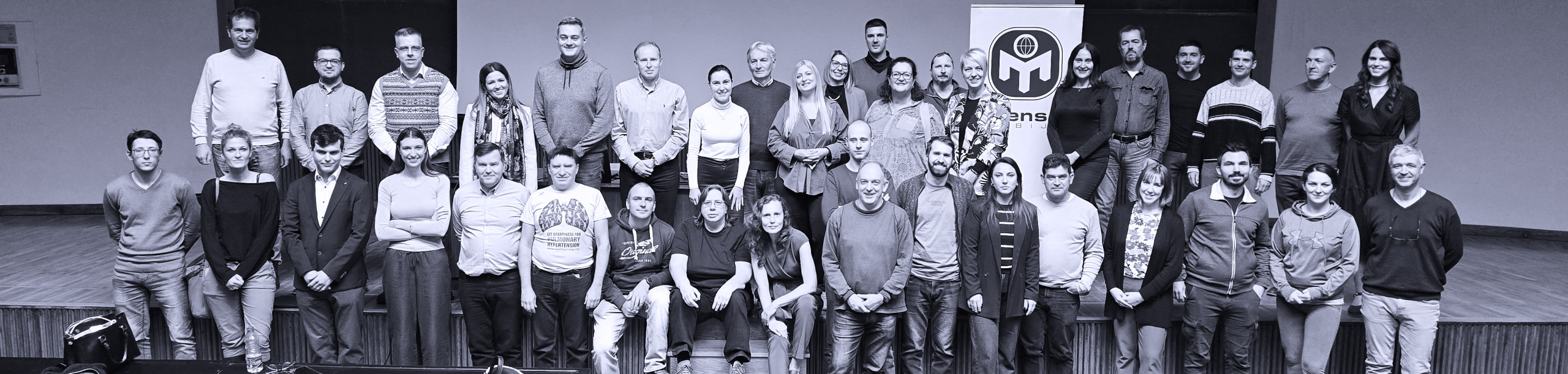 Grupna fotografija zajednice